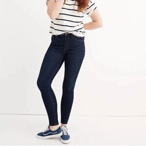 Madewell 9" Mid-Rise Skinny Jeans in Larkspur Wash: TENCEL™ Denim Edition